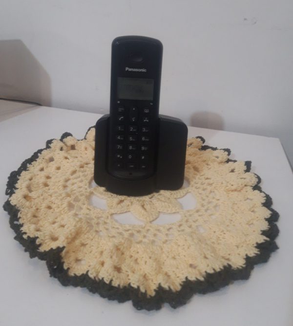 رومیزی میز تلفن قلاب بافی
